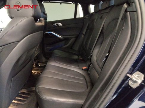 Used 2021 BMW X6 xDrive40i image 30