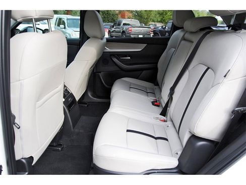 Certified 2025 MAZDA CX-70 3.3 Turbo w/ Premium Package image 10