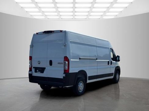New 2026 RAM ProMaster 2500 w/ Convenience Group FWD image 7