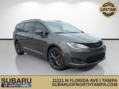 Used 2019 Chrysler Pacifica Limited w/ Advanced Safetytec Group