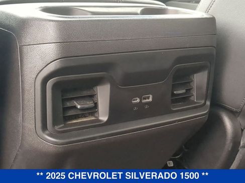 Used 2025 Chevrolet Silverado 1500 LT Trail Boss w/ LT Trail Boss Premium Package AWD/4WD image 18