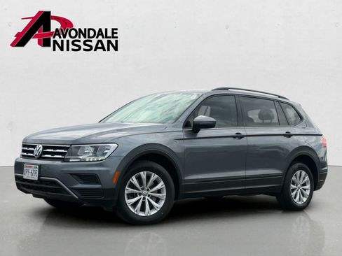 Used 2018 Volkswagen Tiguan S AWD/4WD image 2