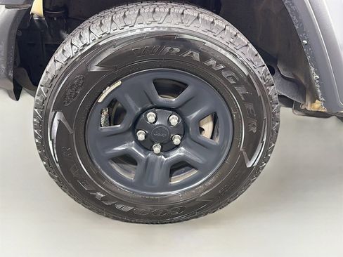 Used 2023 Jeep Wrangler Unlimited Sport AWD/4WD image 30