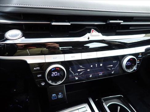 Used 2023 Genesis G80 2.5T image 18