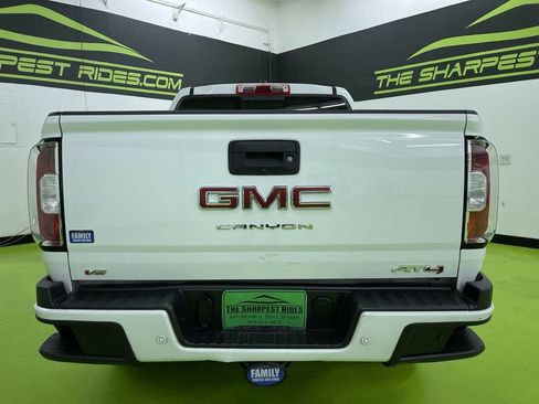 Used 2021 GMC Canyon AT4 w/ Driver Alert Package image 8