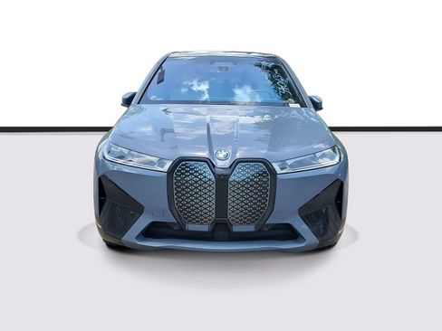 Used 2024 BMW iX xDrive50 w/ Premium Package AWD/4WD image 2