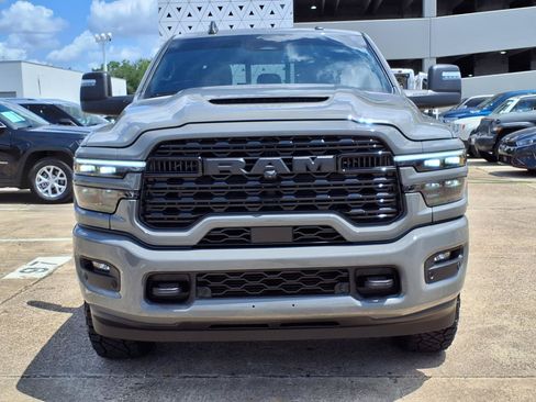 Used 2026 RAM 2500 Limited AWD/4WD image 24