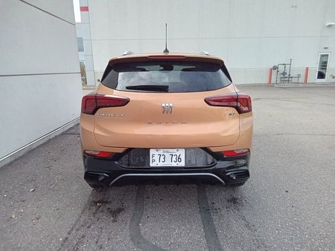 Used 2024 Buick Encore GX Sport Touring image 3