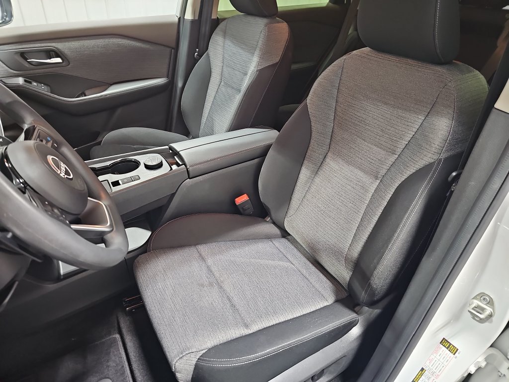Certified 2023 Nissan Rogue SV AWD/4WD image 14