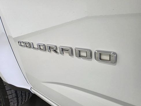Used 2022 Chevrolet Colorado LT w/ Fleet Safety Package image 33