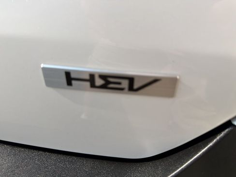 Certified 2026 Kia Carnival LXS FWD image 9