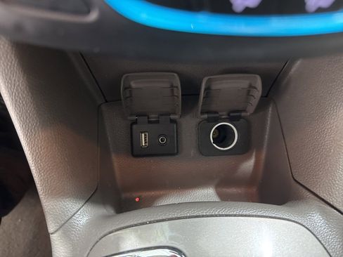 Used 2016 Chevrolet Cruze Premier image 31