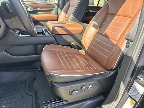 Used 2024 GMC Yukon Denali Ultimate image 22