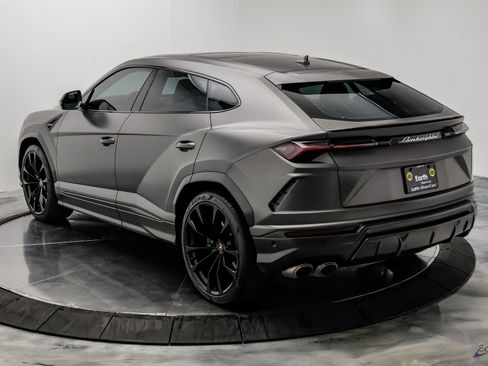 Used 2022 Lamborghini Urus image 14