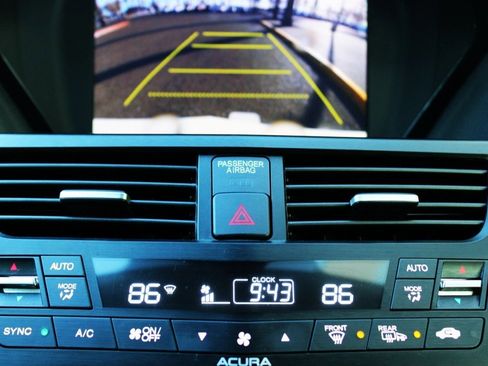 Used 2013 Acura ZDX image 20