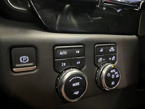 Certified 2023 GMC Sierra 1500 SLT w/ SLT Premium Plus Package AWD/4WD image 19