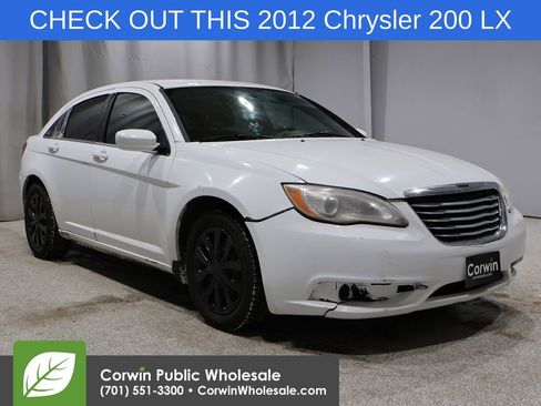 Used 2012 Chrysler 200 LX image 1