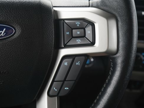 Used 2018 Ford F250 Lariat w/ Lariat Ultimate Package AWD/4WD image 26