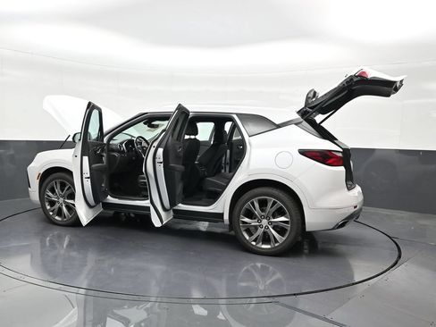 Used 2021 Chevrolet Blazer Premier w/ Driver Confidence II Package FWD image 33
