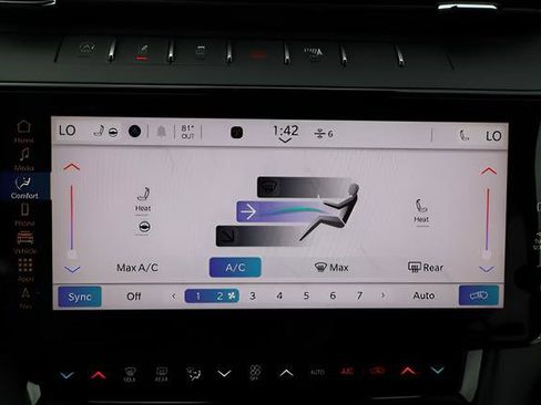 New 2026 Jeep Grand Cherokee Altitude AWD/4WD image 20