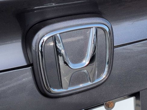 Used 2017 Honda Civic Touring image 12