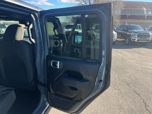 New 2026 Jeep Gladiator Willys image 14