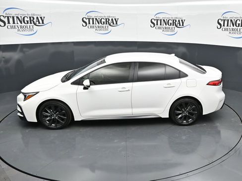 Used 2025 Toyota Corolla SE FWD image 21