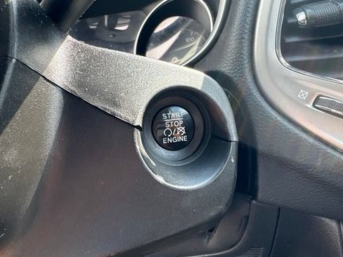 Used 2018 Jeep Compass Latitude w/ Popular Equipment Group AWD/4WD image 17