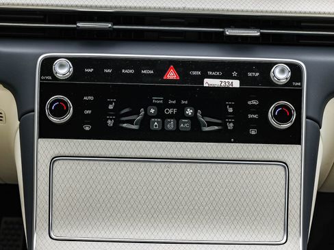 New 2026 Genesis GV80 3.5T Prestige AWD/4WD image 14