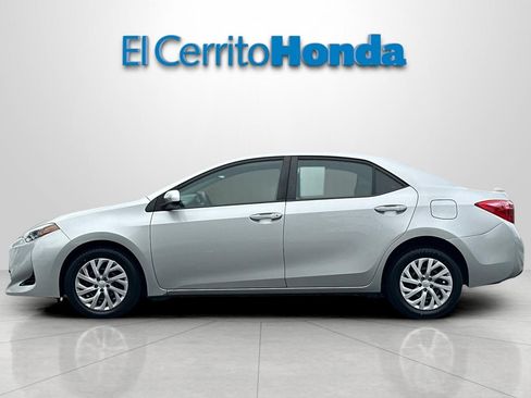 Used 2018 Toyota Corolla LE w/ Carpet Mat Package (TMS) FWD image 6