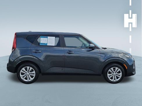 Used 2021 Kia Soul LX FWD image 3