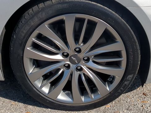 Used 2019 Genesis G80 5.0 Ultimate image 11