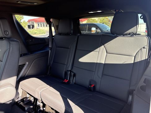 New 2026 Chevrolet Tahoe High Country AWD/4WD image 15