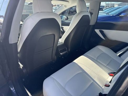 Used 2020 Tesla Model 3 Performance image 18