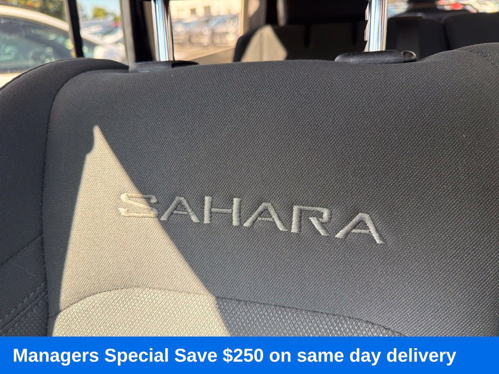 Used 2020 Jeep Wrangler Unlimited Sahara AWD/4WD image 17