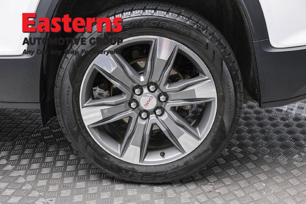 Used 2018 GMC Acadia SLT AWD/4WD image 10