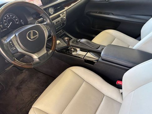 Used 2013 Lexus ES 350 w/ Premium Pkg FWD image 11