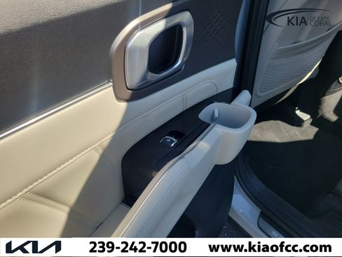 Certified 2024 Kia Sorento SX FWD image 12