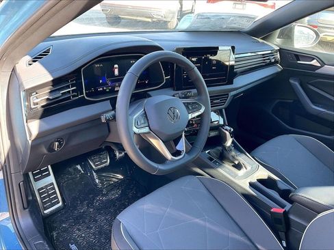 New 2026 Volkswagen Jetta Sport image 9