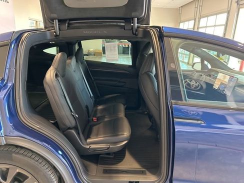 Used 2024 Tesla Model X AWD/4WD image 15