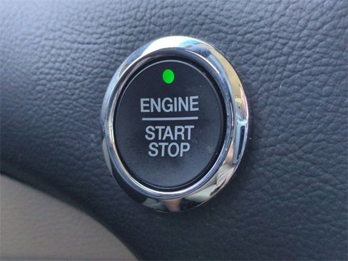 Certified 2019 Ford Edge Titanium image 27