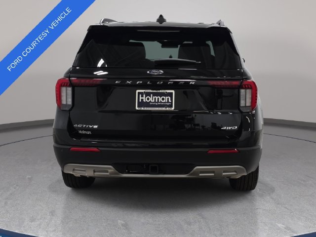 Used 2026 Ford Explorer Active w/ Active Comfort Package AWD/4WD image 7