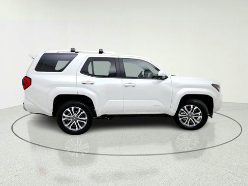 Used 2026 Toyota 4Runner Limited AWD/4WD image 7
