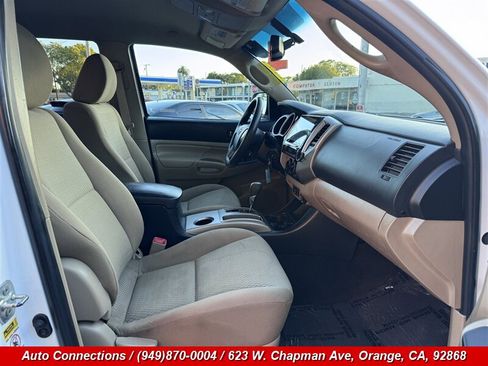 Used 2013 Toyota Tacoma PreRunner w/ SR5 Pkg RWD image 7