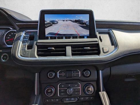 Used 2021 Chevrolet Tahoe Premier w/ Premium Package image 13