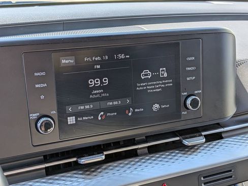 Used 2024 Kia Carnival LX image 22