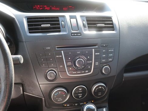 Used 2014 MAZDA MAZDA5 Grand Touring image 16