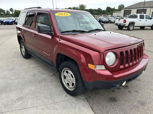 Used 2015 Jeep Patriot Sport w/ Power Value Group AWD/4WD image 3