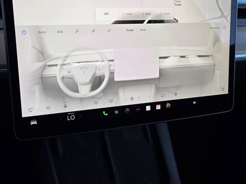 Used 2023 Tesla Model Y Long Range AWD/4WD image 33