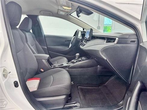 Used 2022 Toyota Corolla LE FWD image 15